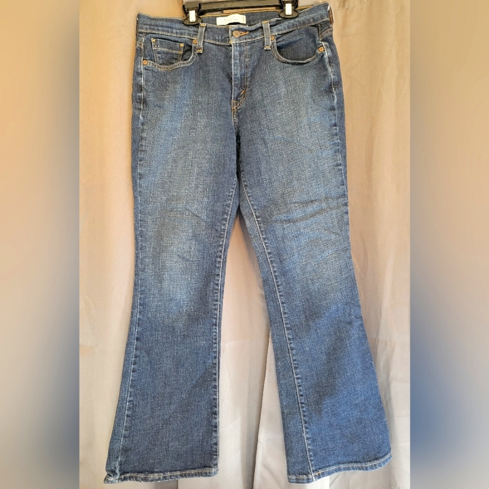 Levi's Women's 515 Bootcut Jeans, Dark Wash, Size 10